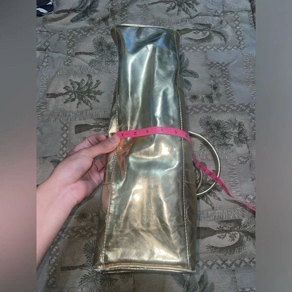 GOLD duffle bag y2k travel vacation bag metallic gold duffle bag carryon keepall - Picture 6 of 17